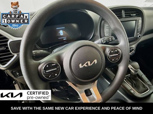 Certified 2025 Kia Soul LX w/ LX Technology Package FWD image 13