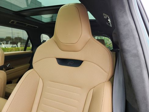 New 2025 Land Rover Range Rover Sport SV Edition Two image 9