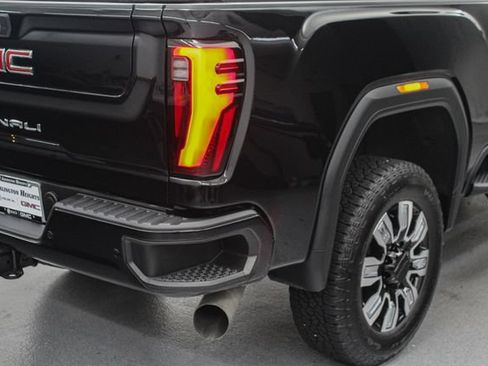 Certified 2024 GMC Sierra 3500 Denali w/ Technology Package AWD/4WD image 11