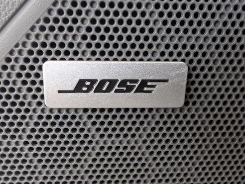 Used 2022 Chevrolet Bolt EUV Premier w/ Launch Edition image 34