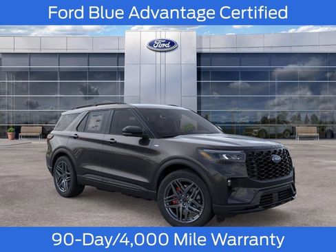 Used 2026 Ford Explorer ST-Line w/ ST-Line Street Pack AWD/4WD image 8