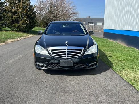 Used 2013 Mercedes-Benz S 550 4MATIC image 2