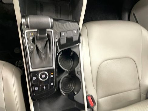 Certified 2023 Kia Sportage EX image 16