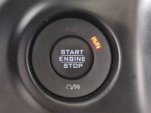 Used 2020 Jeep Gladiator Sport w/ Quick Order Package 24S image 33