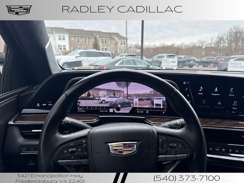 Used 2022 Cadillac Escalade Sport Platinum image 6