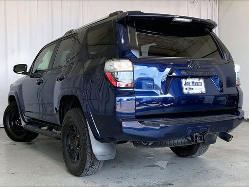 Used 2022 Toyota 4Runner SR5 Premium w/ Moonroof Package image 5