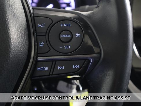 Used 2024 Toyota Camry SE image 4