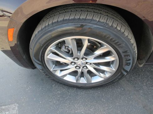 Used 2024 Buick Enclave Avenir w/ Avenir Technology Package AWD/4WD image 14
