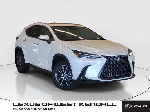 Used 2025 Lexus NX 250 FWD w/ Towing Package (2000 Lbs) image 1
