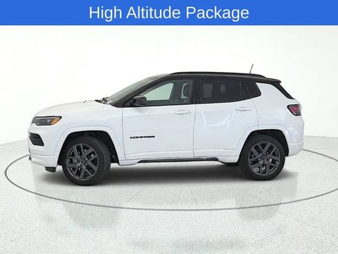 Used 2025 Jeep Compass Limited w/ High Altitude Package AWD/4WD image 2