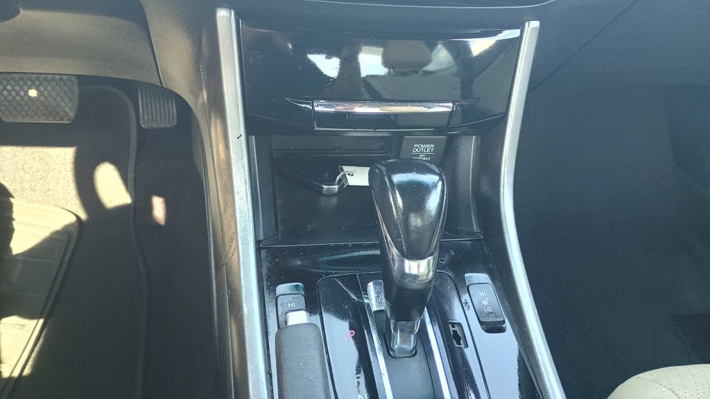 Used 2016 Honda Accord EX-L image 14