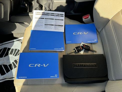 Used 2019 Honda CR-V LX image 17