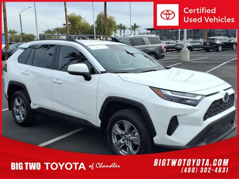 Certified 2024 Toyota RAV4 LE image 1