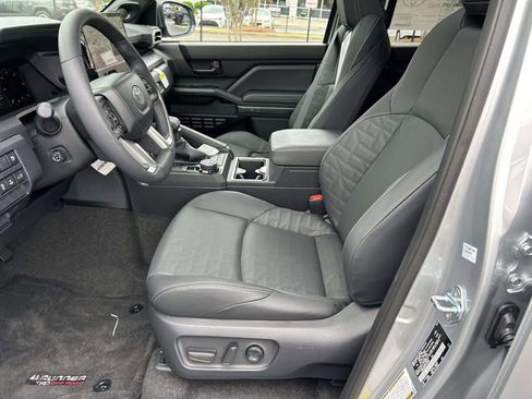 New 2026 Toyota 4Runner TRD Off-Road Premium AWD/4WD image 19
