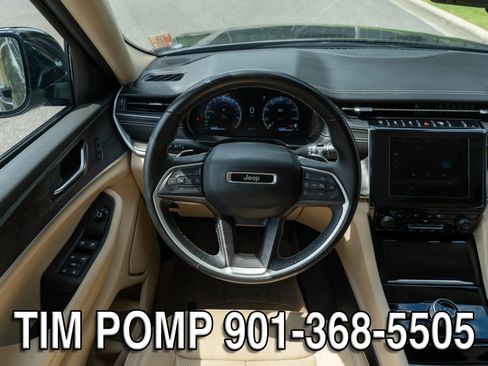 Used 2022 Jeep Grand Cherokee Limited w/ Luxury Tech Group II AWD/4WD image 21