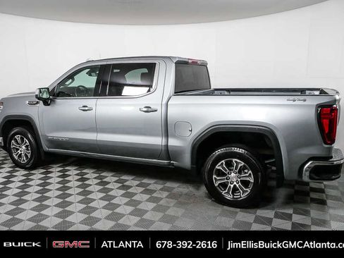 Used 2025 GMC Sierra 1500 SLT image 2