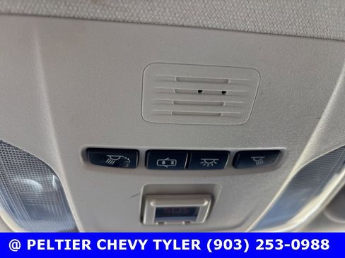 Used 2020 Toyota Corolla LE image 17