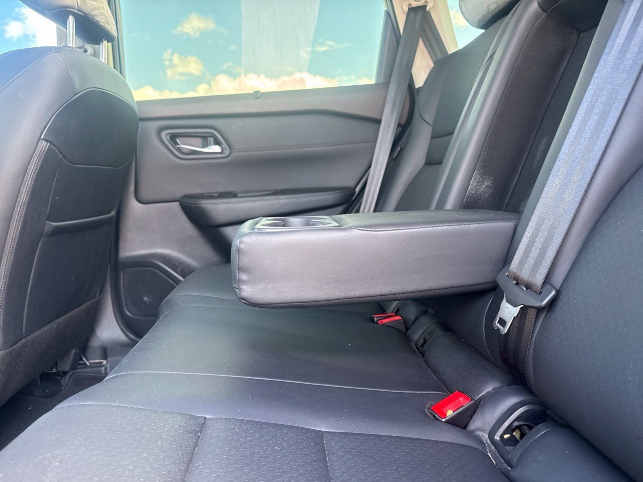 Certified 2023 Nissan Rogue SV w/ SV Premium B Package FWD image 45