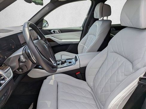Used 2026 BMW X5 sDrive40i RWD image 11