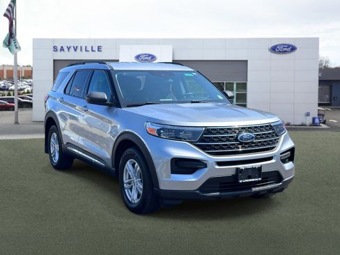 Certified 2023 Ford Explorer XLT AWD/4WD image 6