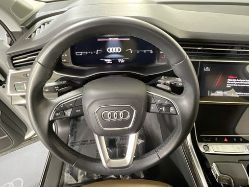 Used 2022 Audi Q7 3.0T Prestige w/ Prestige Package image 11