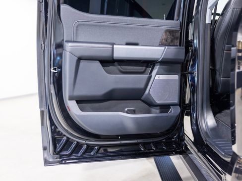 Used 2023 Ford F250 Lariat w/ Lariat Ultimate Package image 32