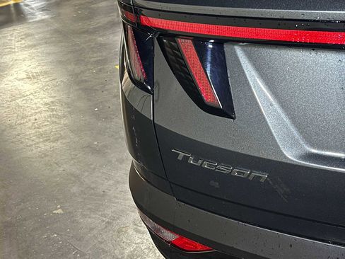 Used 2022 Hyundai Tucson Limited image 15