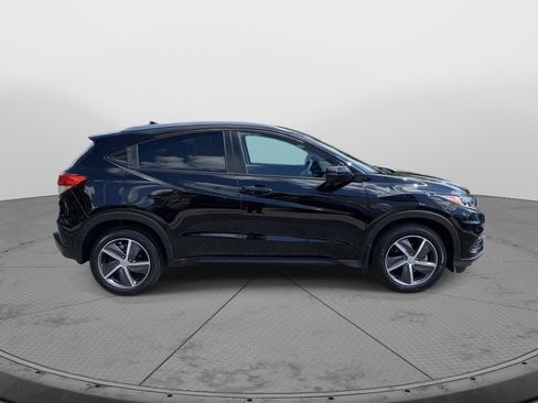 Used 2022 Honda HR-V EX image 2