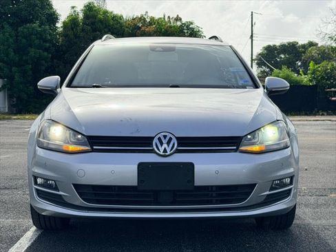 Used 2016 Volkswagen Golf SE w/ Lighting Package FWD image 9