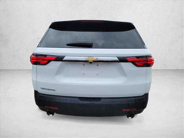 Used 2023 Chevrolet Traverse LS w/ Safety Package FWD image 6