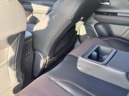 Certified 2025 Nissan Kicks SR w/ Illumination Package image 21