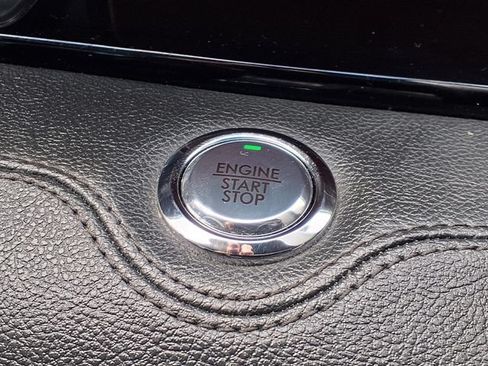 Certified 2022 Lincoln Navigator Reserve AWD/4WD image 23