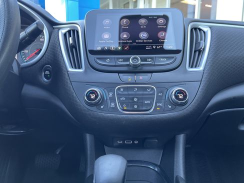 Used 2023 Chevrolet Malibu LT image 28