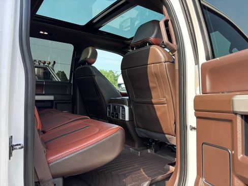Used 2018 Ford F350 King Ranch w/ King Ranch Ultimate Package AWD/4WD image 28