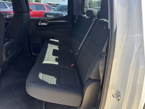 Used 2025 Chevrolet Silverado 1500 LT AWD/4WD image 16
