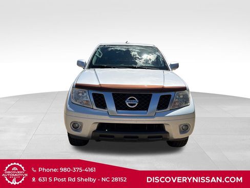 Used 2018 Nissan Frontier PRO-4X AWD/4WD image 4