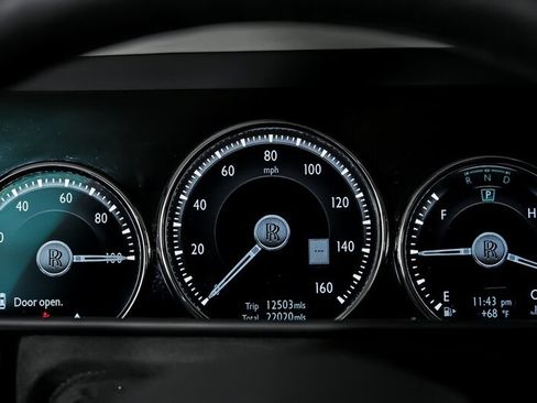 Used 2021 Rolls-Royce Cullinan AWD/4WD image 30