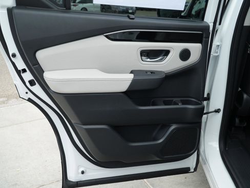 New 2026 Honda Pilot EX-L image 17