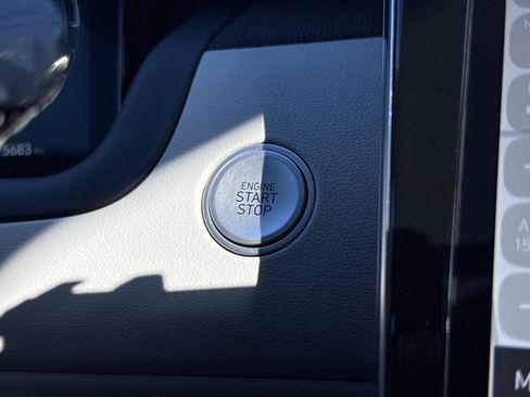 Used 2024 Hyundai Tucson Limited AWD/4WD image 14