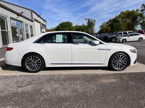 Used 2020 Lincoln Continental AWD w/ Premium Package image 8