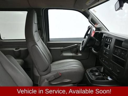 Used 2024 Chevrolet Express 3500 LS RWD image 17