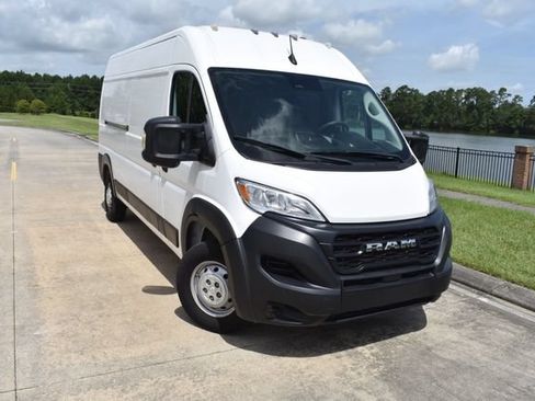 Used 2023 RAM ProMaster 2500 FWD image 2