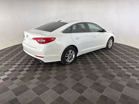 Used 2016 Hyundai Sonata SE FWD image 5