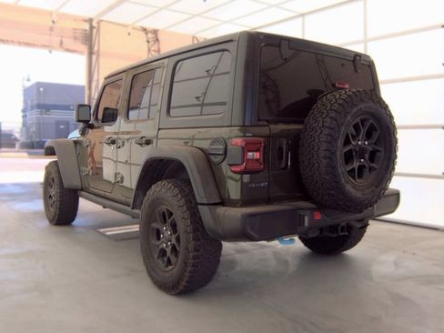 Used 2024 Jeep Wrangler Unlimited AWD/4WD image 8