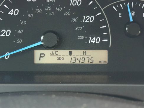 Used 2017 Toyota Camry LE image 15