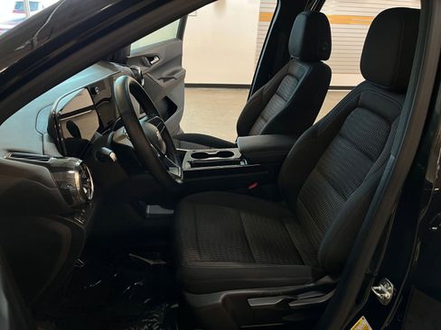 Used 2025 Chevrolet Equinox LT FWD image 28