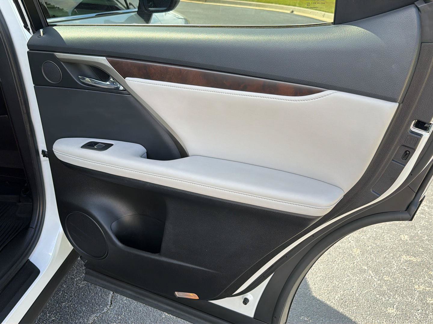 Used 2022 Lexus RX 350 FWD w/ Premium Package image 15