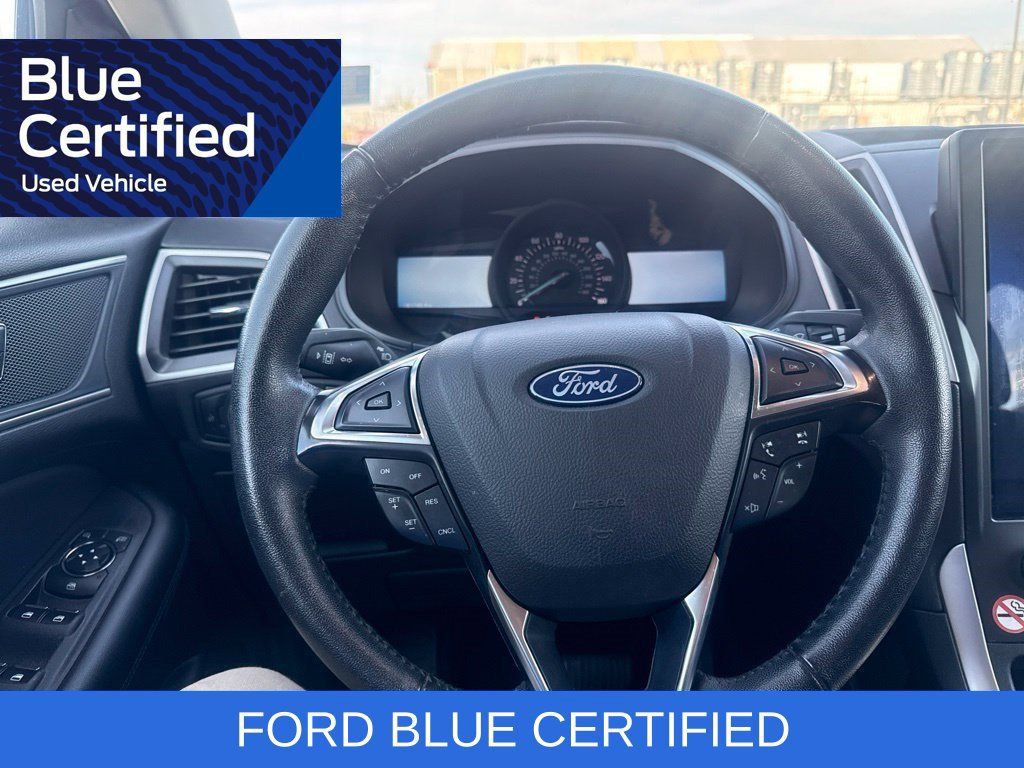 Used 2024 Ford Edge SEL AWD/4WD image 9