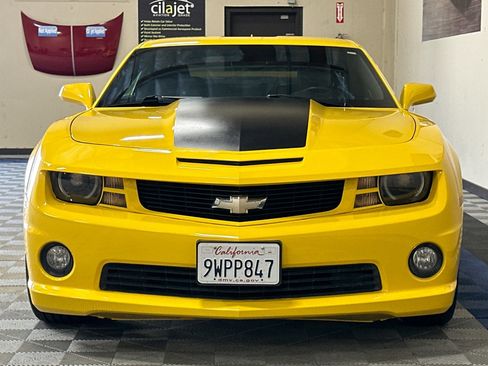 Used 2013 Chevrolet Camaro SS w/ RS Package RWD image 9
