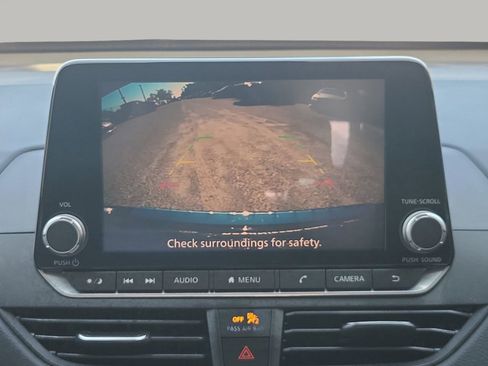 Used 2022 Nissan Altima 2.5 SV image 20